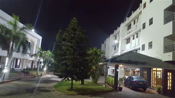 Gayathri Hotels Tiruppur Luaran gambar